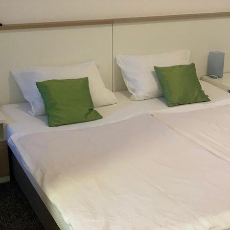 Apartment Karlovac Room photo